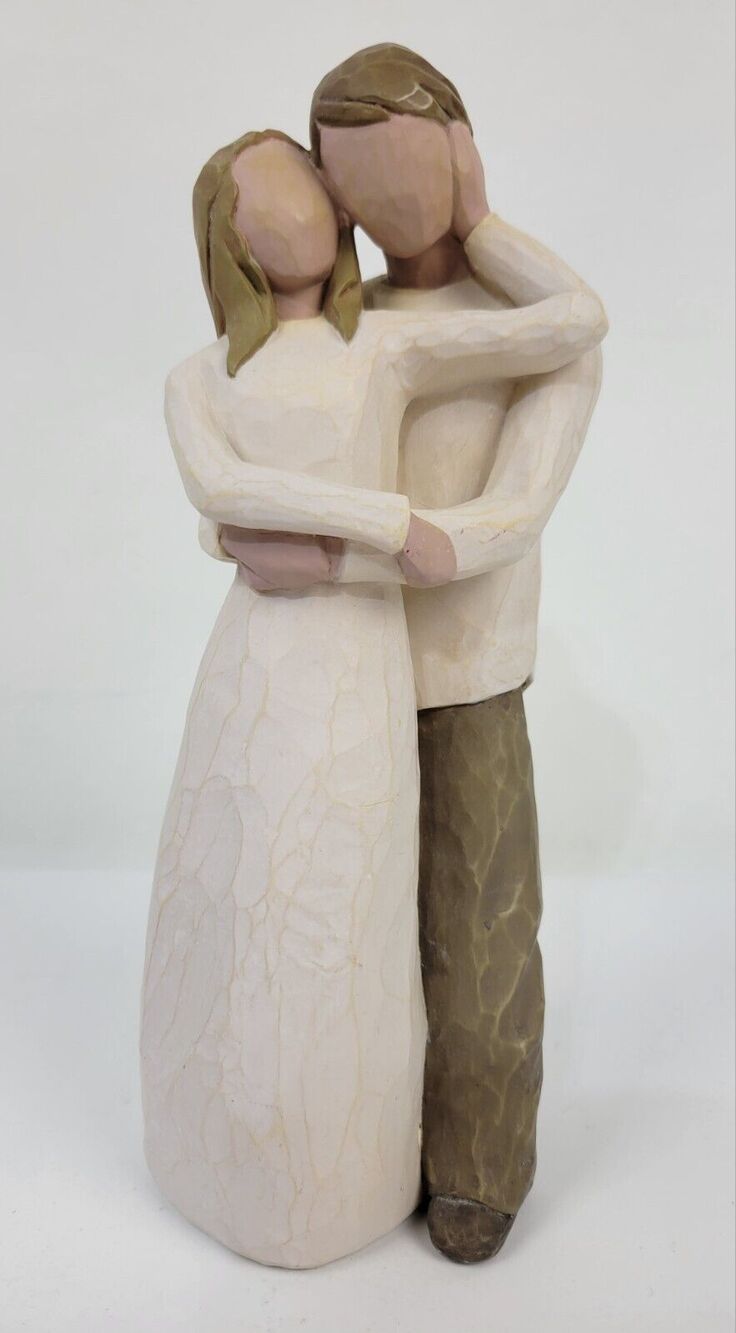 Willow Tree "Together" Embrace Light Brown Hair 9" Figurine Couple Lordi 2011